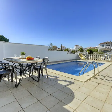 Calima By Interhome * Empuriabrava
